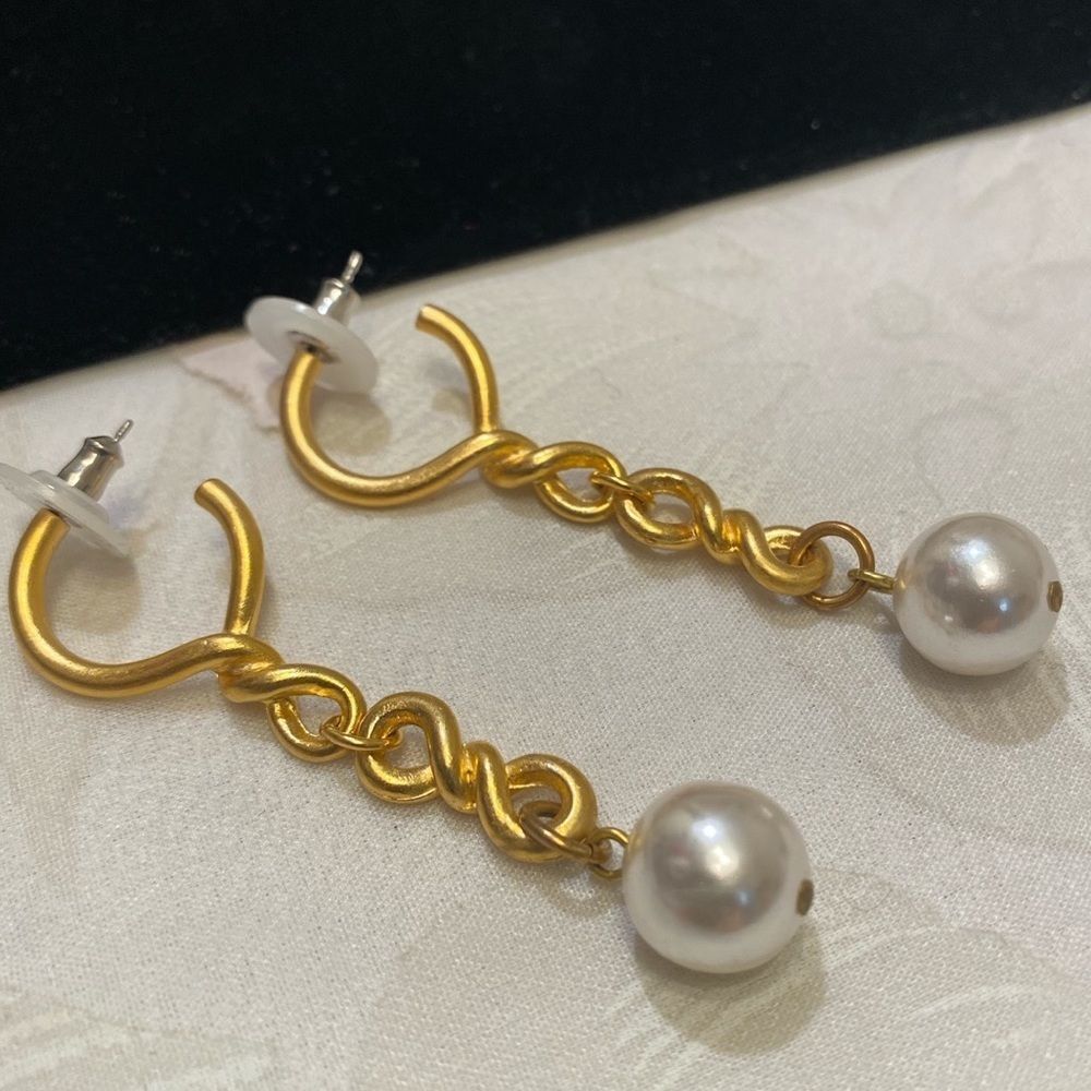 Vintage Brushed Gold Chain And Pearl Earrings